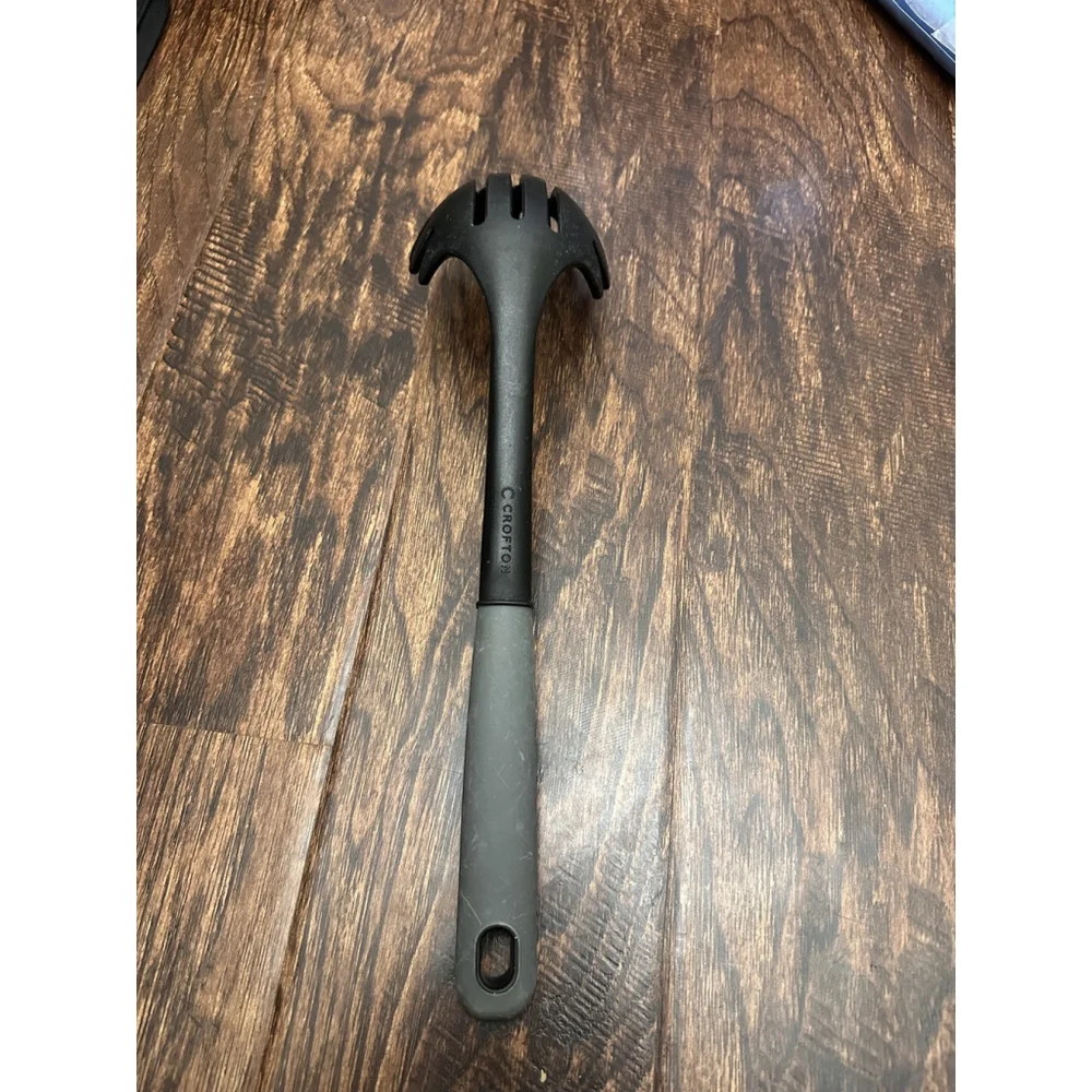 Crofton Pasta Server, Nylon Material, Safe for Non,Stick Cookware,